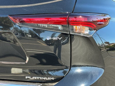 2026 Toyota Highlander Hybrid Platinum