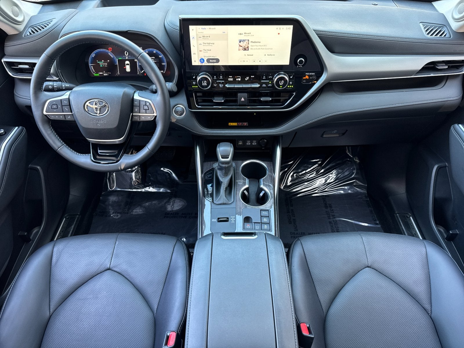 2026 Toyota Highlander Hybrid Platinum