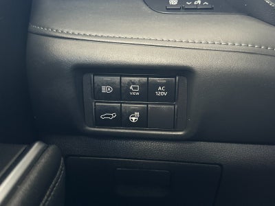 2023 Toyota Highlander Hybrid Platinum