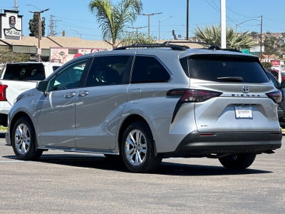 2025 Toyota Sienna XLE 7 Passenger