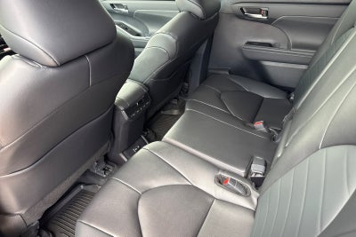 2026 Toyota Highlander Hybrid XLE