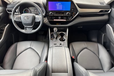 2026 Toyota Highlander Hybrid XLE