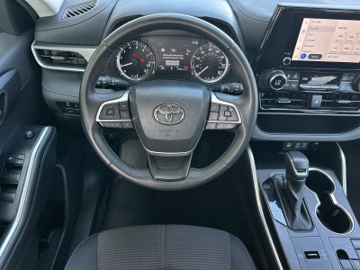 2025 Toyota Highlander LE