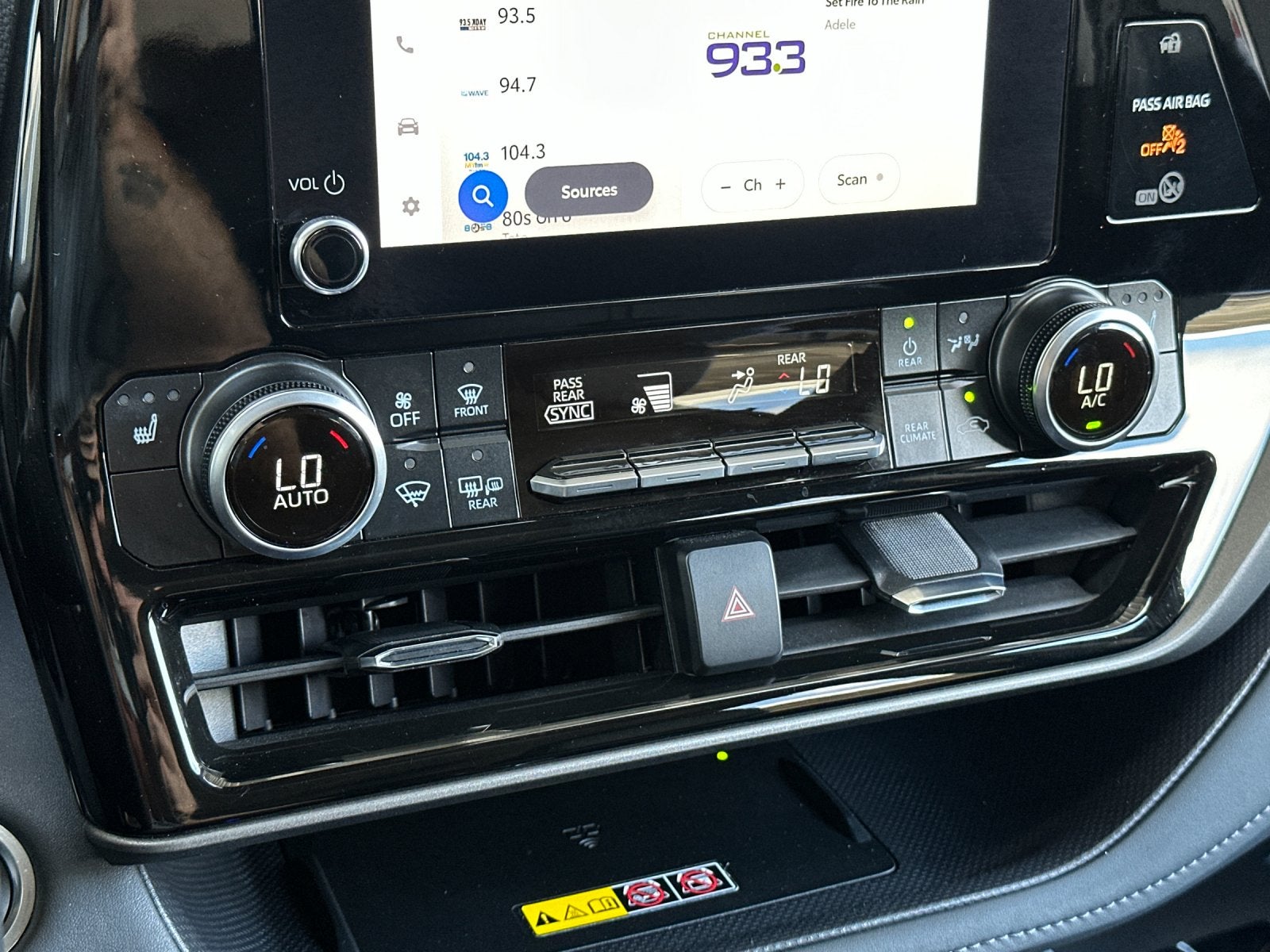 2025 Toyota Highlander XLE