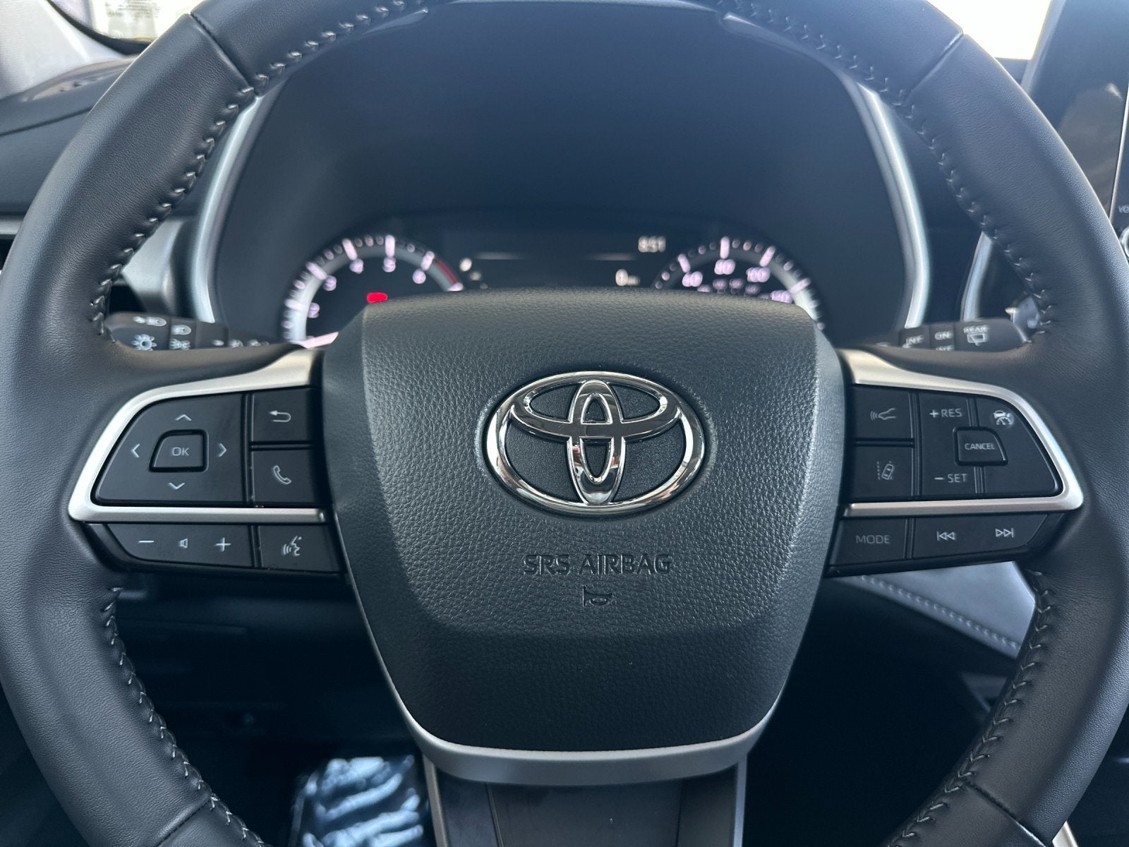 2025 Toyota Highlander XLE