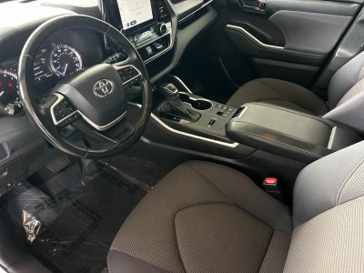 2023 Toyota Highlander LE