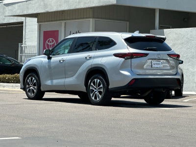 2024 Toyota Highlander XLE