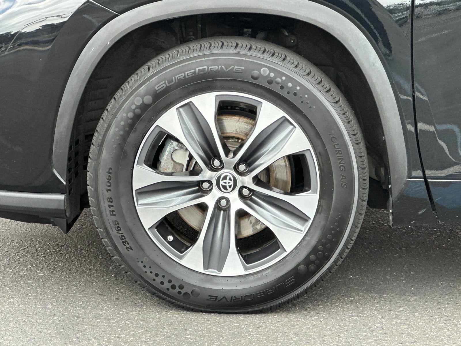 2024 Toyota Highlander XLE