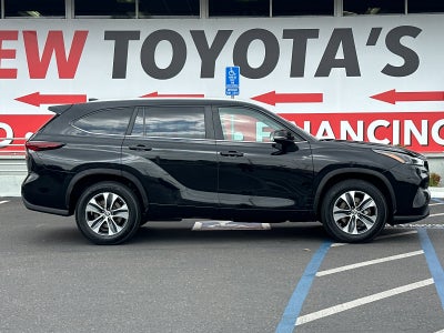 2024 Toyota Highlander XLE
