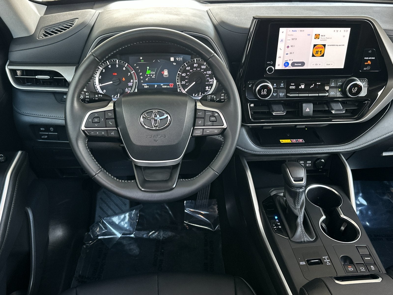 2025 Toyota Highlander XLE