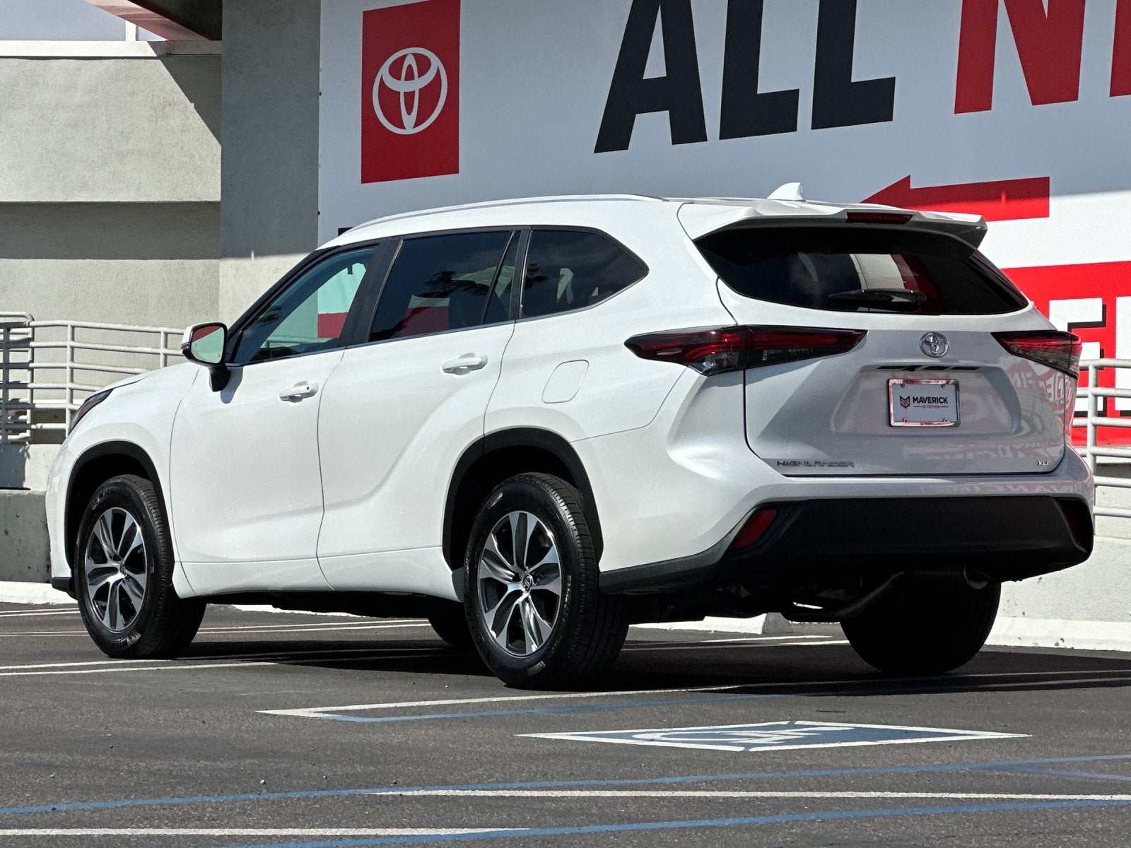 2025 Toyota Highlander XLE