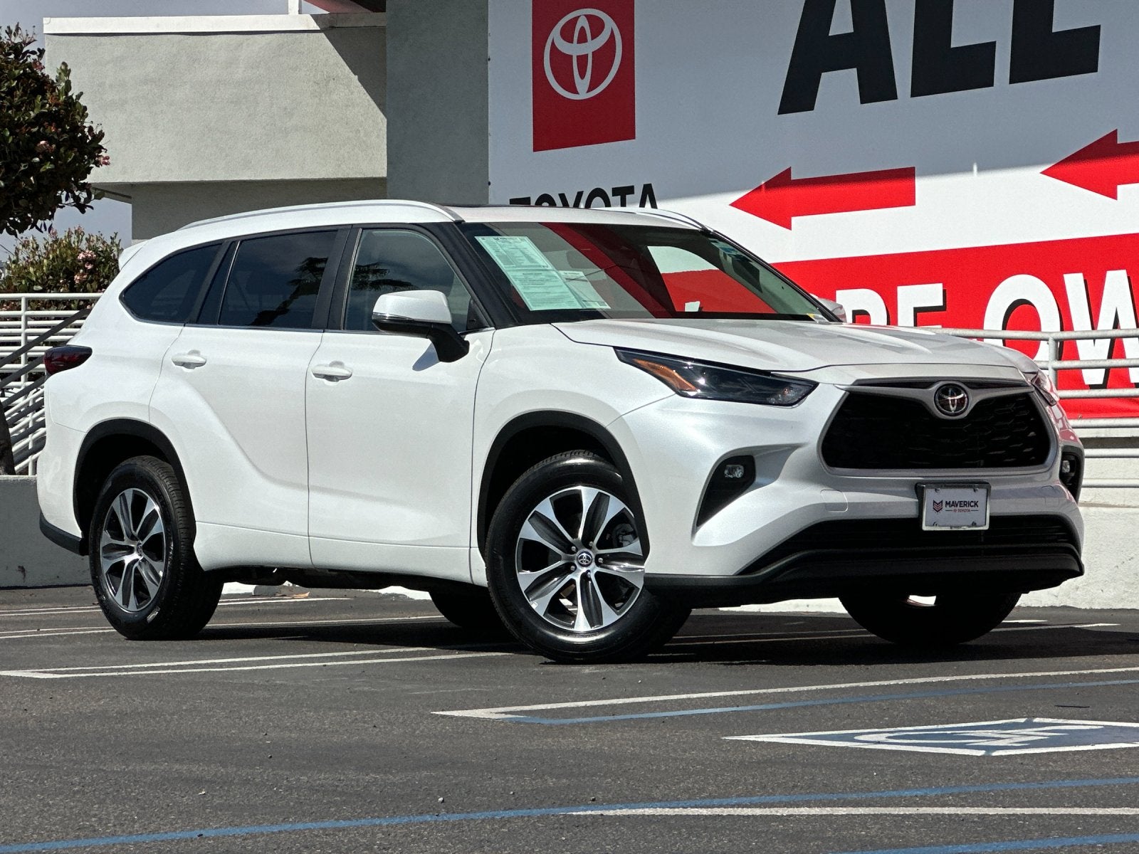 2025 Toyota Highlander XLE
