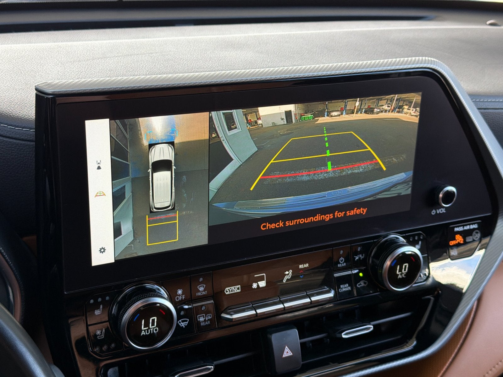 2023 Toyota Highlander Platinum