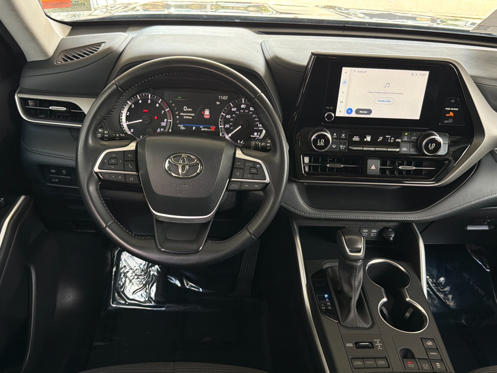 2025 Toyota Highlander LE