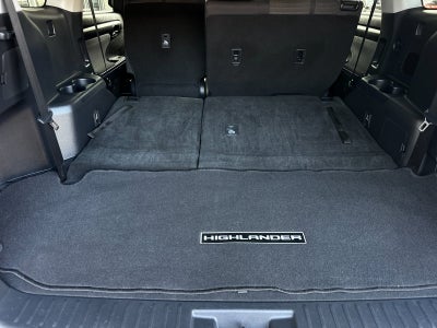 2025 Toyota Highlander LE