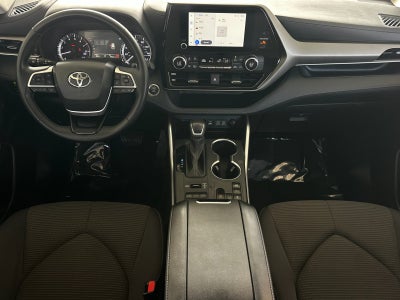2025 Toyota Highlander LE
