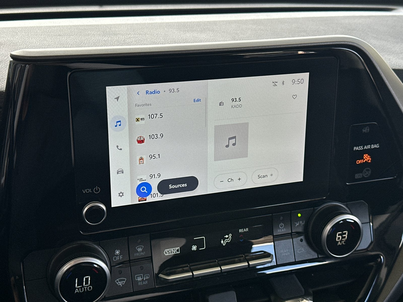 2025 Toyota Highlander LE