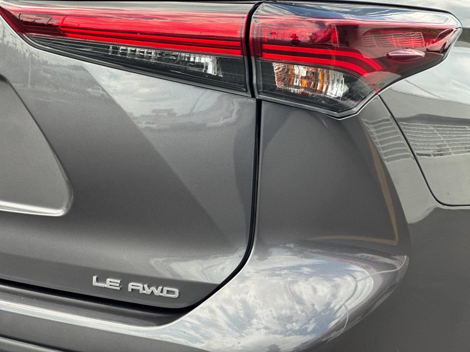 2025 Toyota Highlander LE
