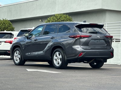 2025 Toyota Highlander LE