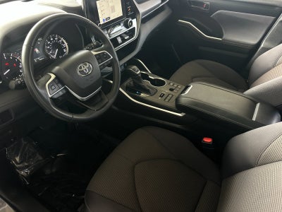 2025 Toyota Highlander LE