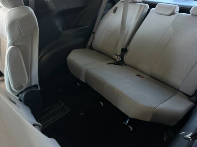 2025 Toyota Sienna LE 8 Passenger
