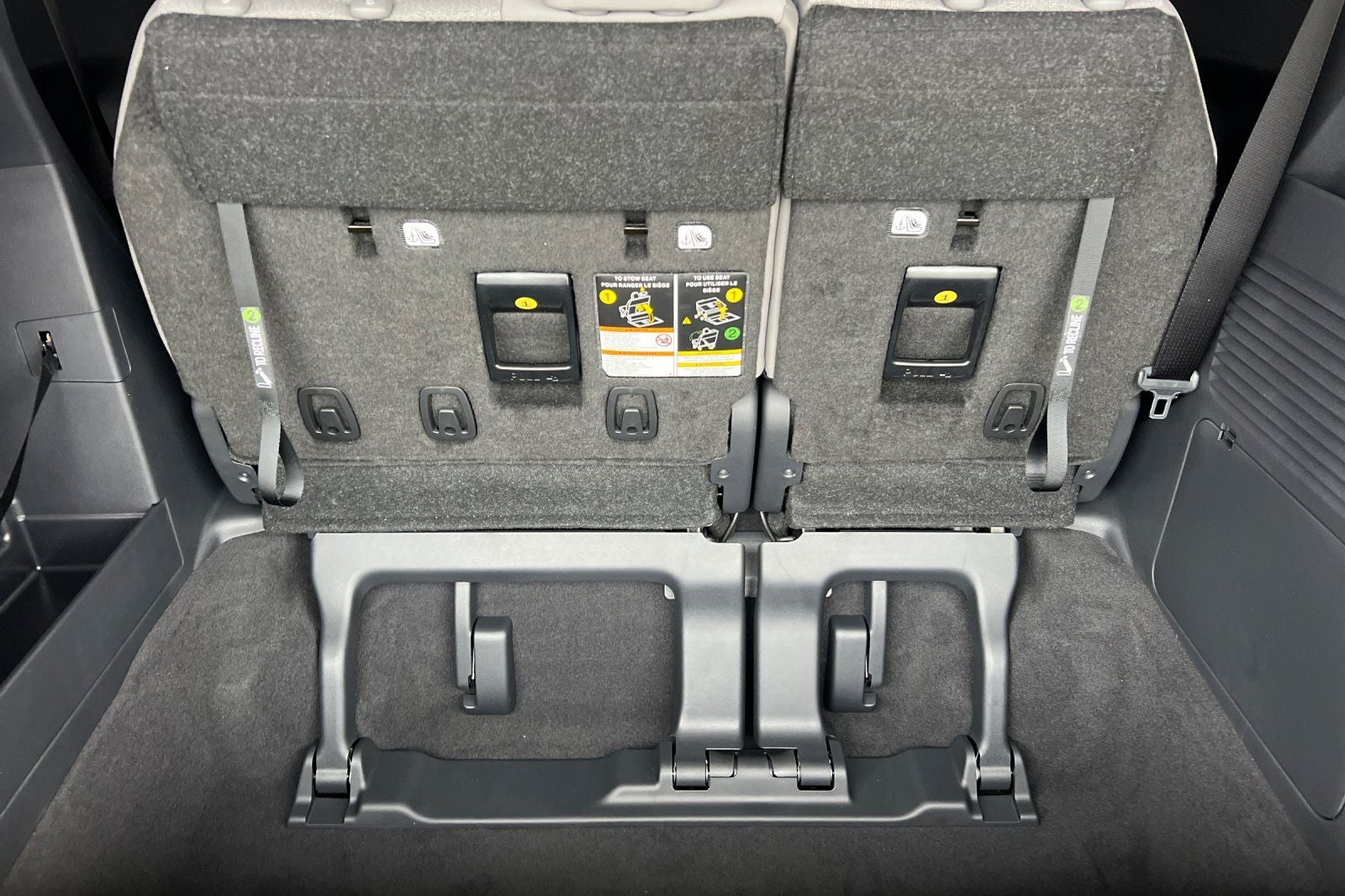 2026 Toyota Sienna LE 8 Passenger