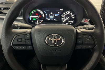 2026 Toyota Sienna LE 8 Passenger