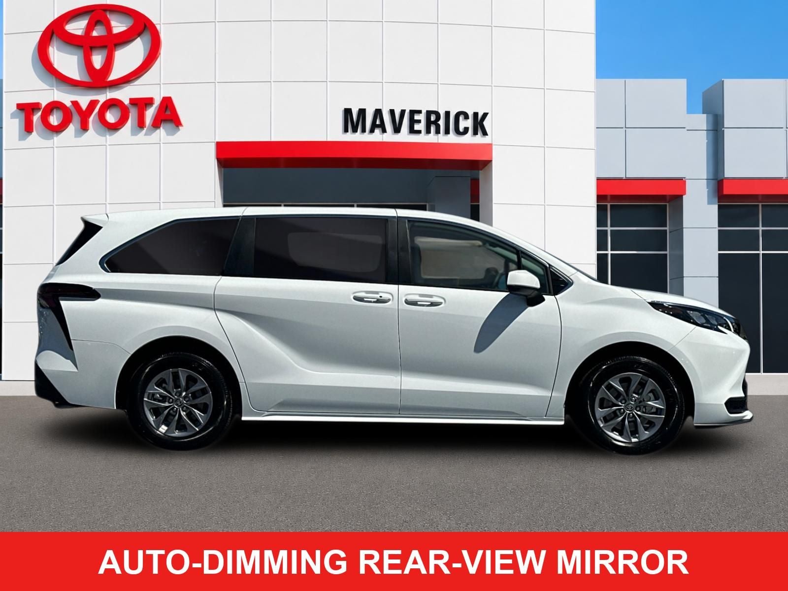 2026 Toyota Sienna LE 8 Passenger