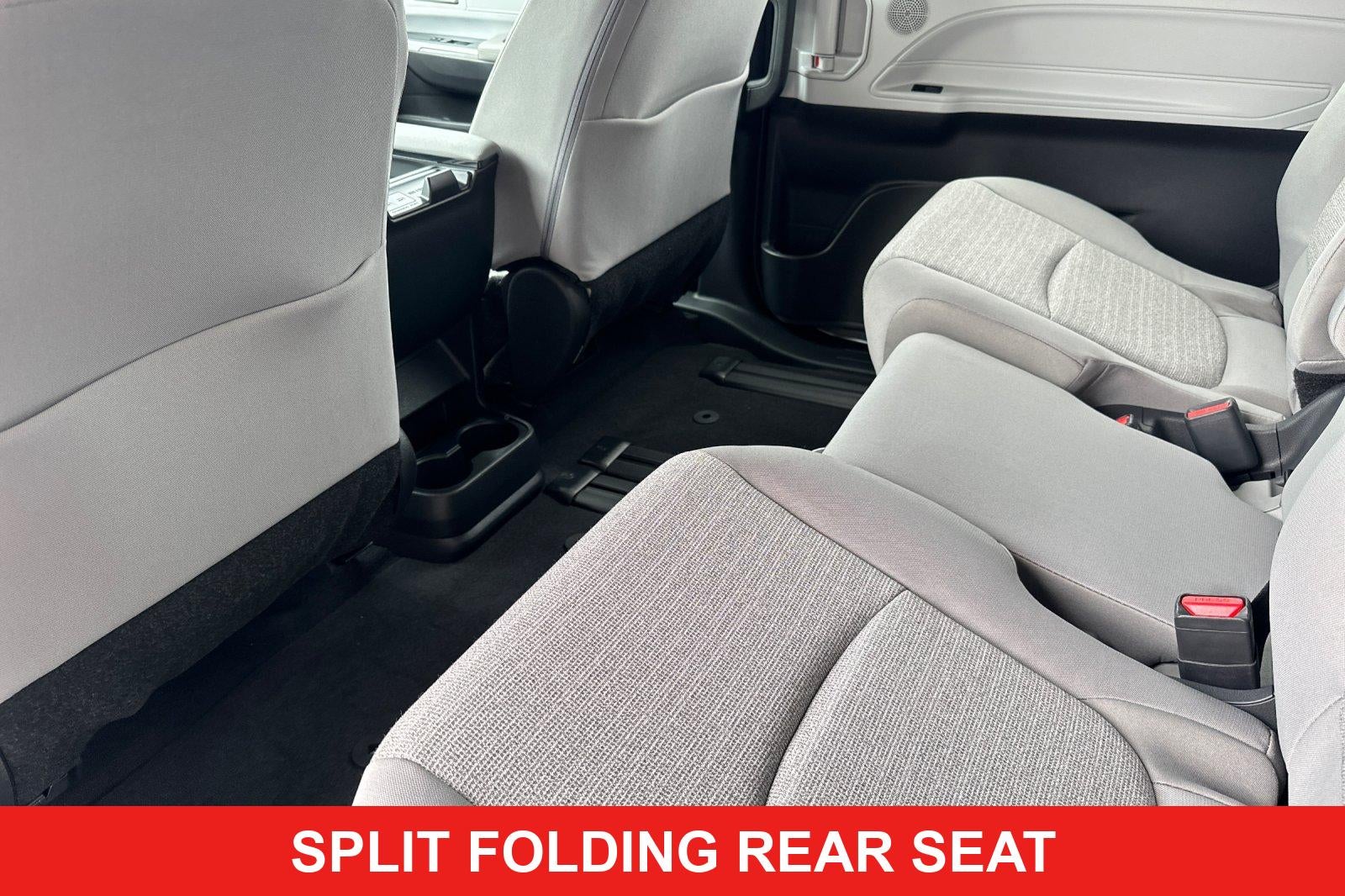 2026 Toyota Sienna LE 8 Passenger