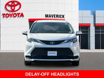 2026 Toyota Sienna LE 8 Passenger
