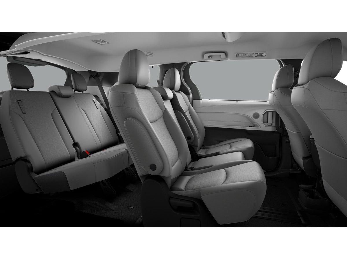 2026 Toyota Sienna LE 8 Passenger