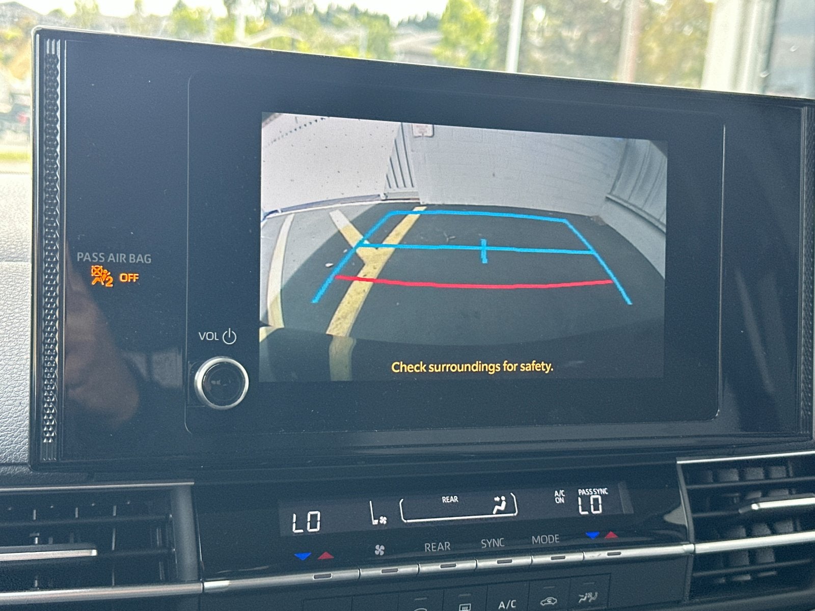 2025 Toyota Sienna LE 8 Passenger