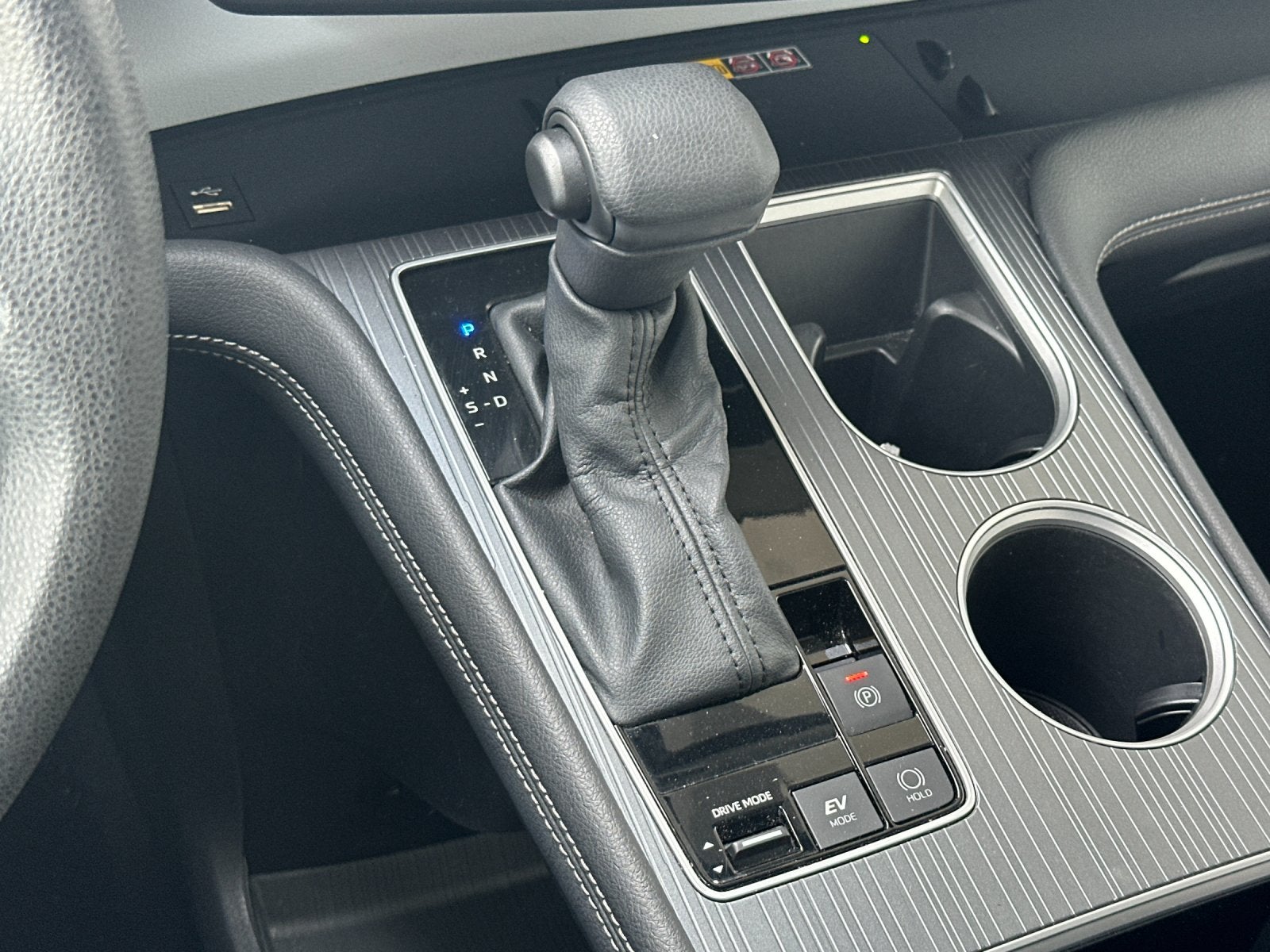 2025 Toyota Sienna LE 8 Passenger