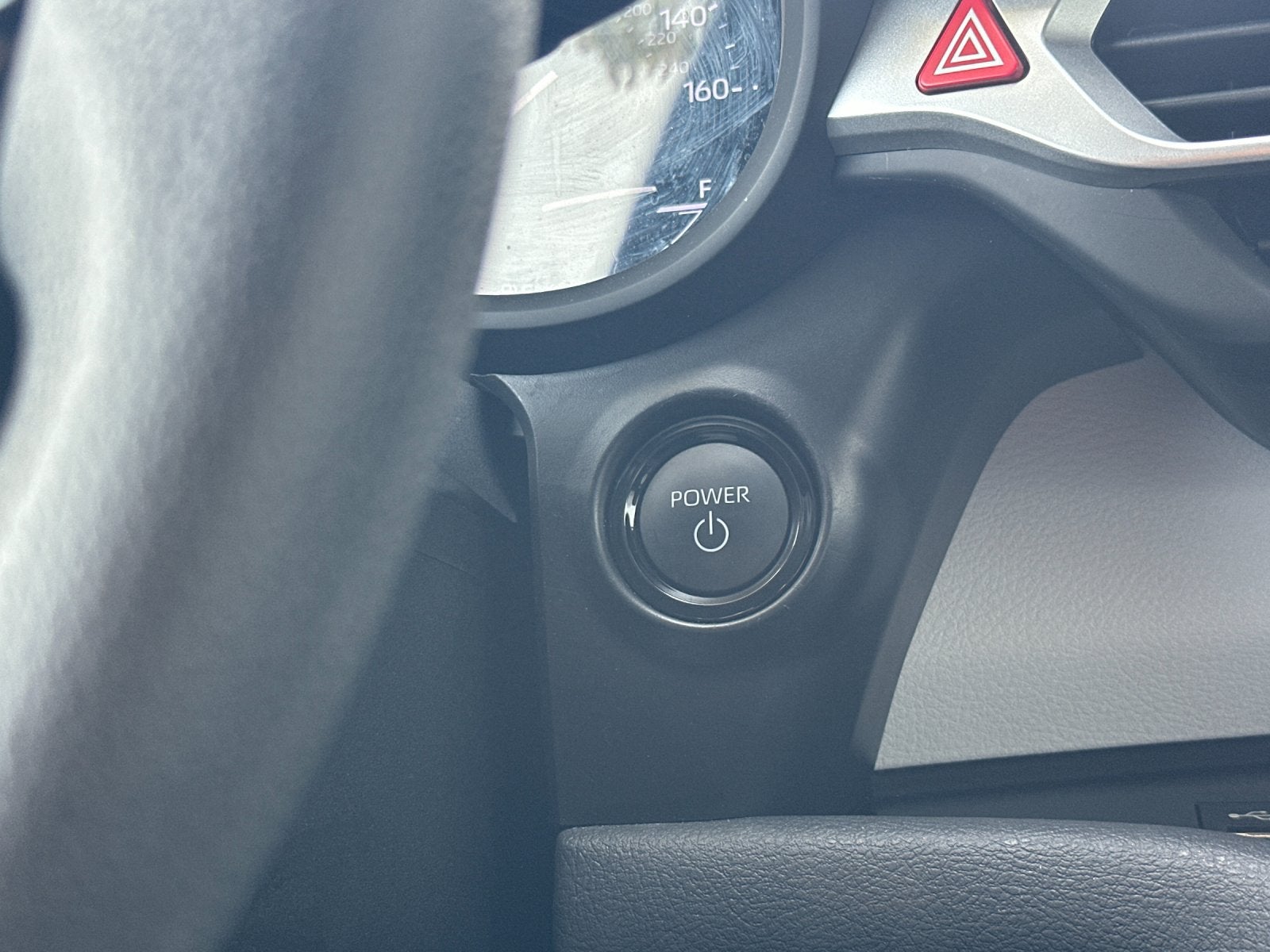 2025 Toyota Sienna LE 8 Passenger