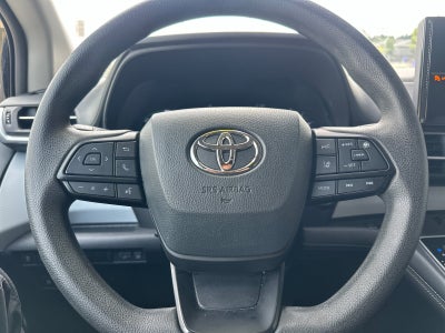 2025 Toyota Sienna LE 8 Passenger