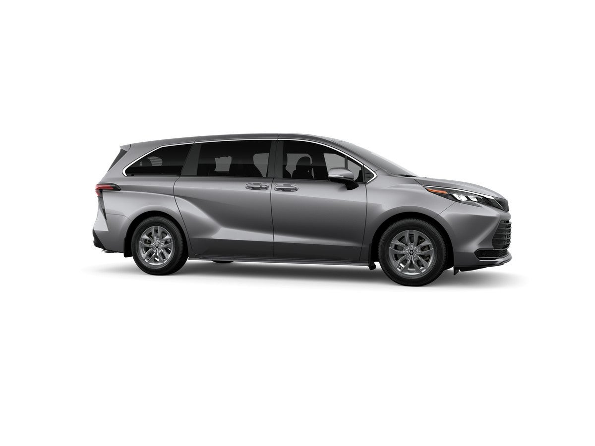 2026 Toyota Sienna LE 8 Passenger