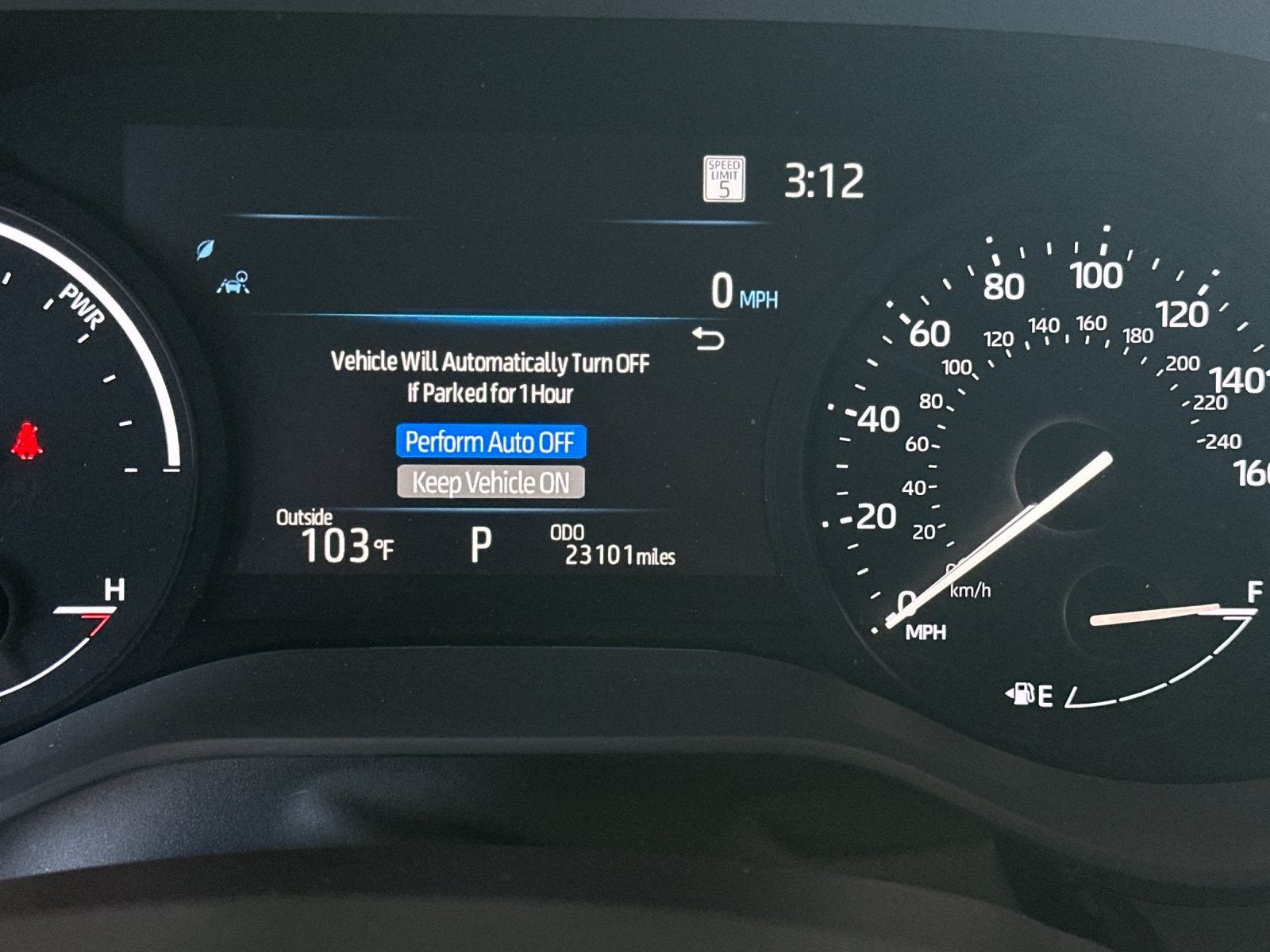 2025 Toyota Sienna LE 8 Passenger