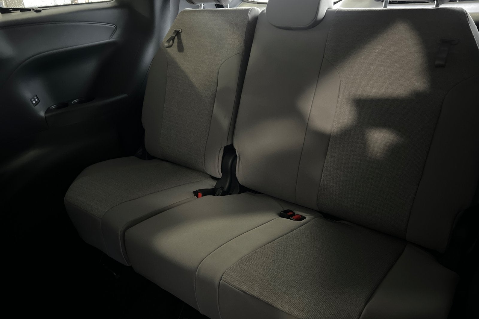 2026 Toyota Sienna LE 8 Passenger
