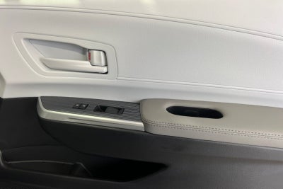2026 Toyota Sienna LE 8 Passenger