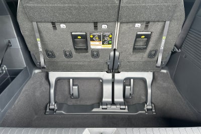 2026 Toyota Sienna LE 8 Passenger
