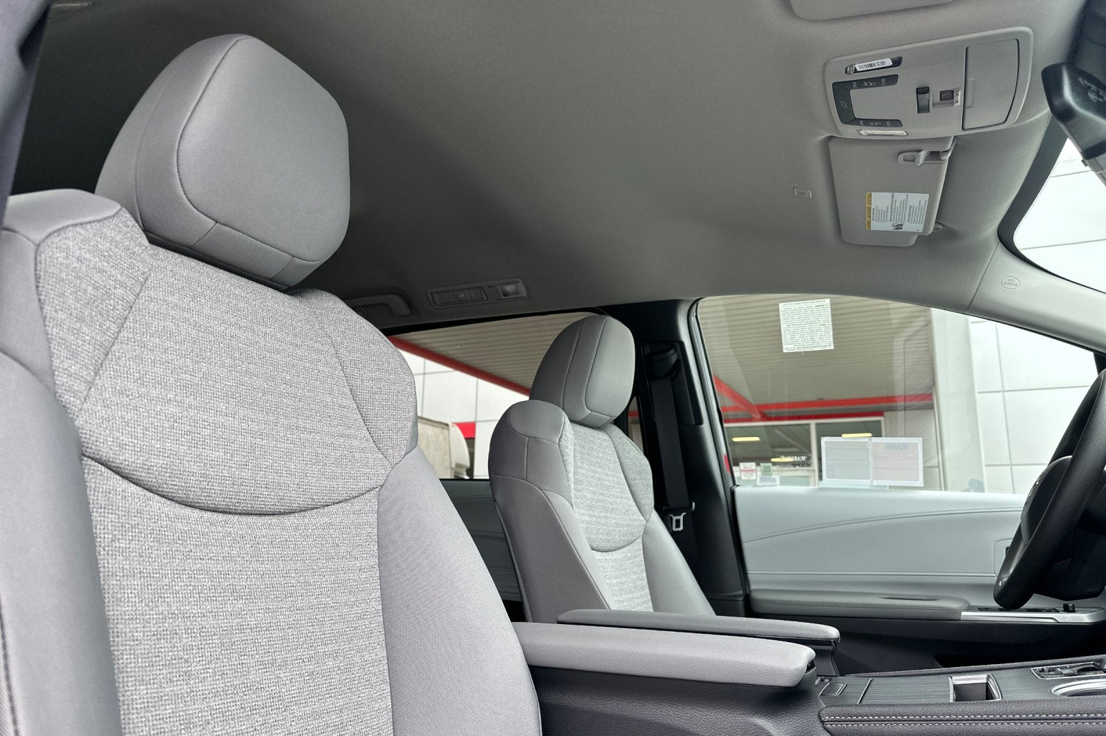 2026 Toyota Sienna LE 8 Passenger
