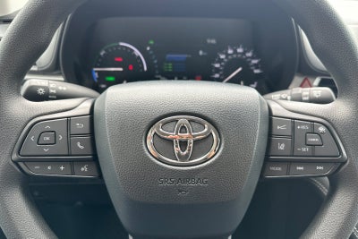 2026 Toyota Sienna LE 8 Passenger