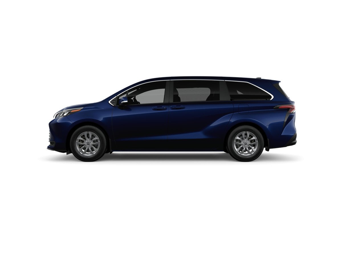 2026 Toyota Sienna LE 8 Passenger