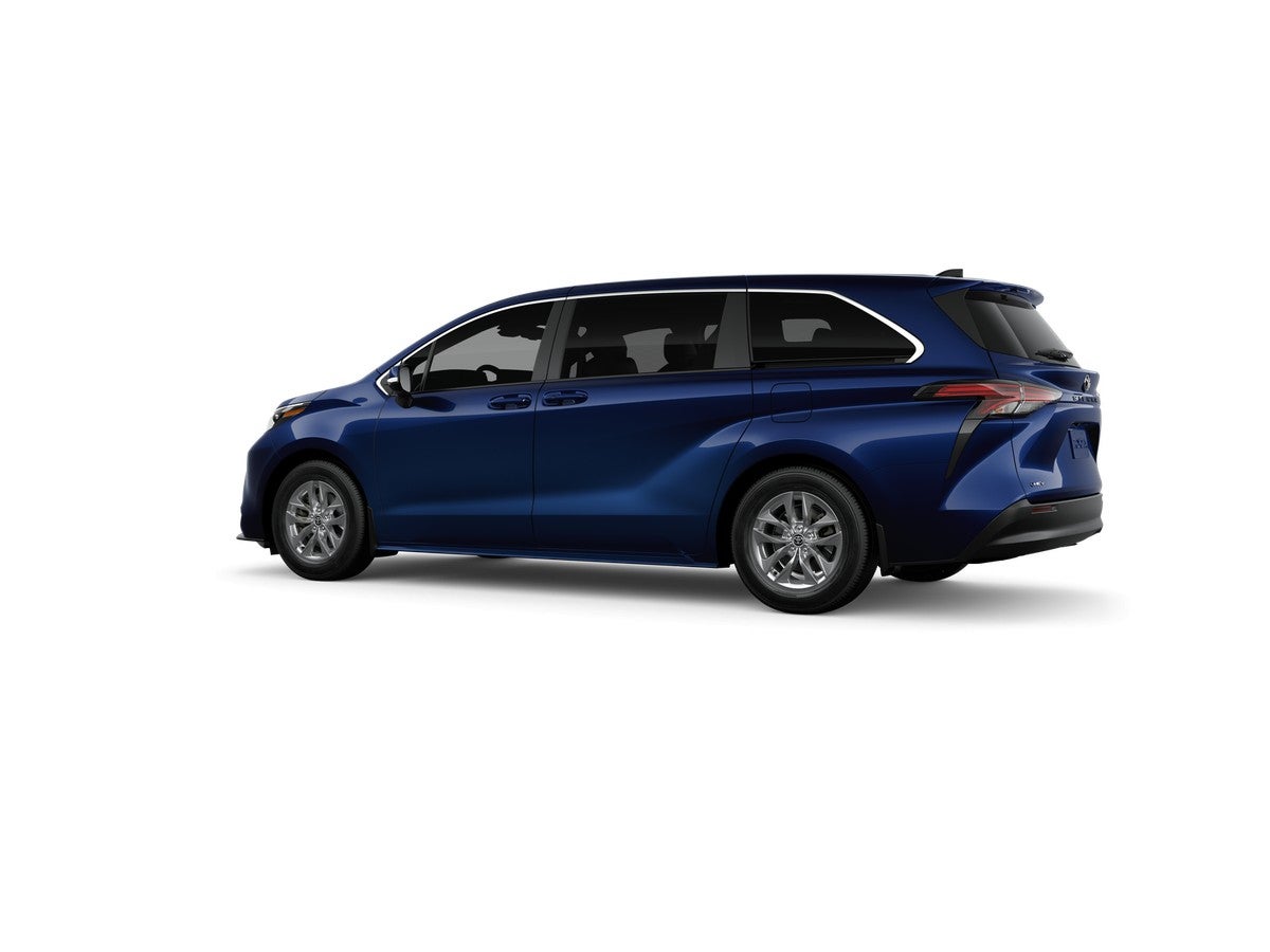 2026 Toyota Sienna LE 8 Passenger