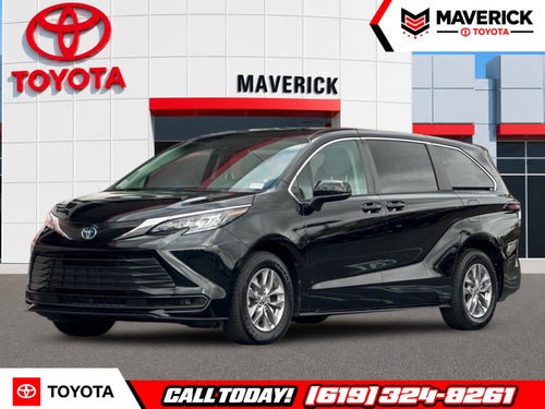 2024 Toyota Sienna LE 8 Passenger
