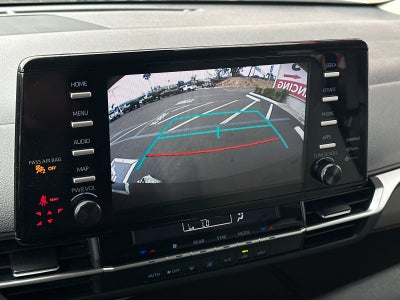 2024 Toyota Sienna LE 8 Passenger