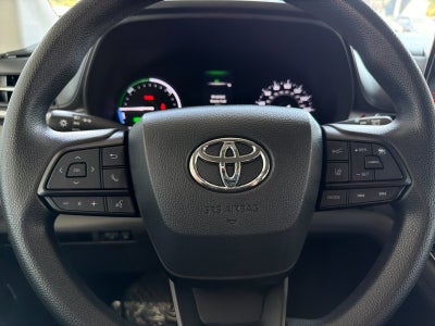 2024 Toyota Sienna LE 8 Passenger