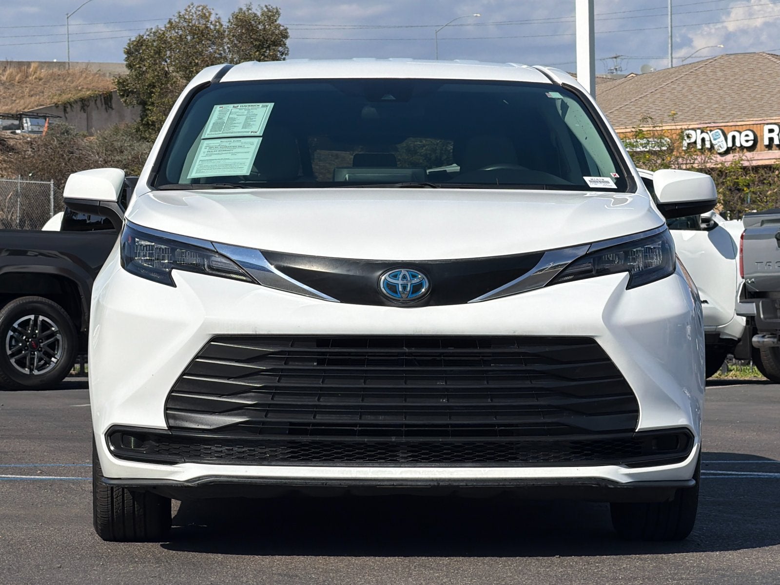 2024 Toyota Sienna LE 8 Passenger