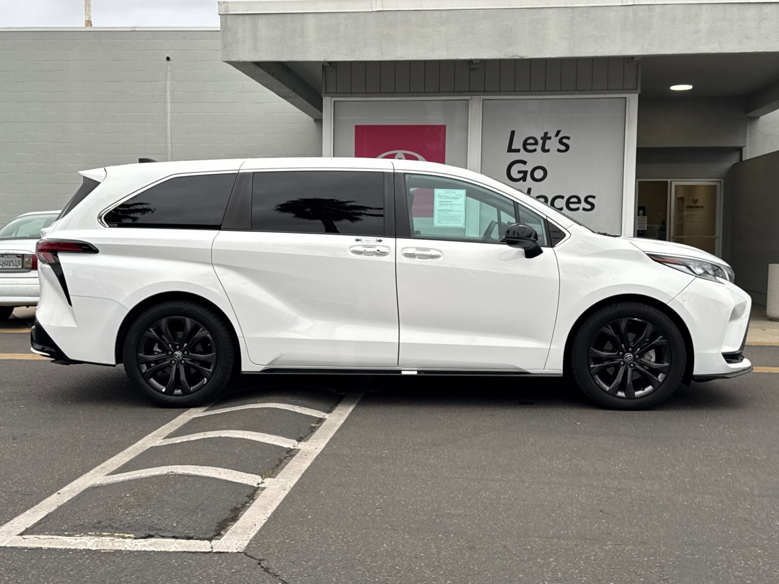 2023 Toyota Sienna XSE