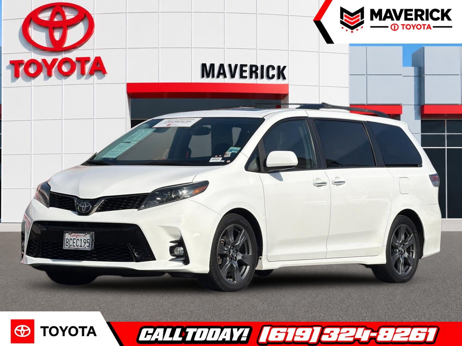 2018 Toyota Sienna SE Premium 8 Passenger